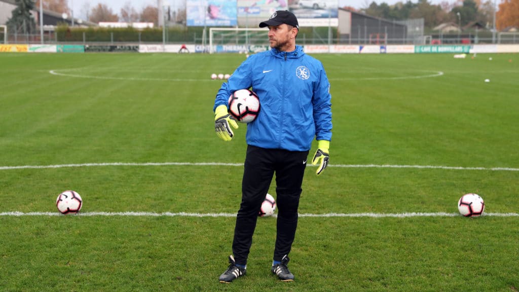 YVERDON (VD), 10 nov. 2018. Football, Promotion League. Yverdon-Sport. Membre du staff, Alain Flückiger, entraîneur des gardiens. (c)FLASHPRESS/ ALLENSPACH