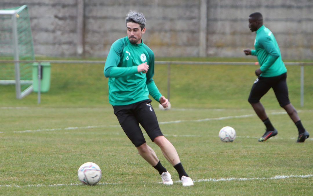 Des entrainements normaux et 3 matchs de préparation à huis-clos