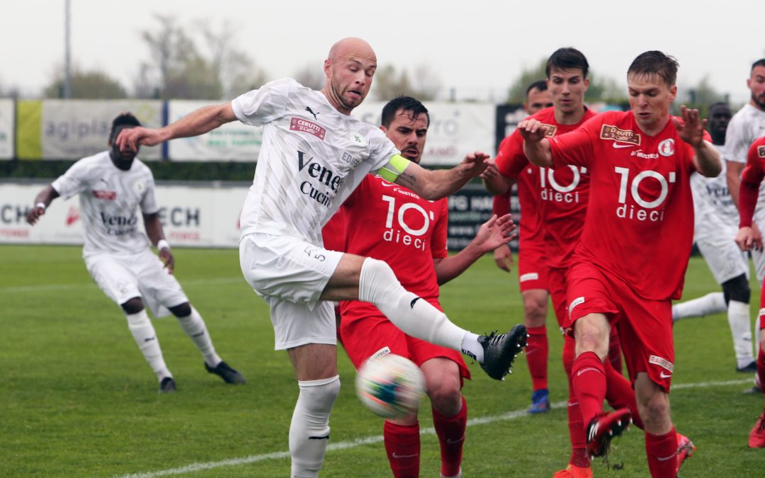 Une fin de match folle et un partage des points