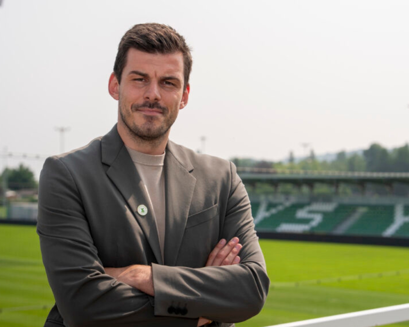 ARNAUD VIALATTE NOMMÉ ENTRAÎNEUR-MANAGER D’YS FÉMININ